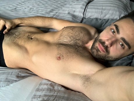 P C Andrew pretty pornstar galleries