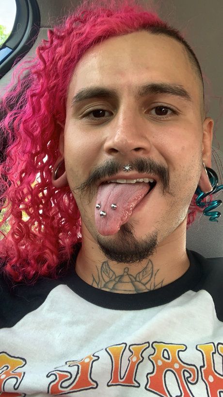 r0beii sex pornstar image