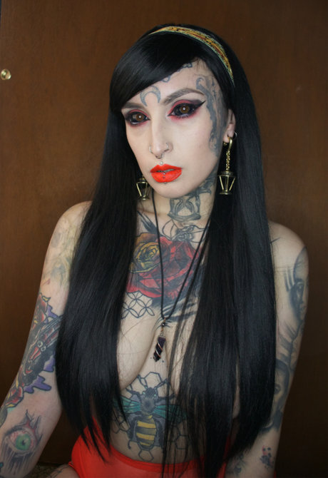 Binx nude model picture