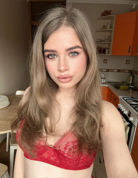 sweetylera69 pornstar sex pics