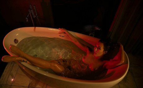 sinnsagefree pornographic model picture