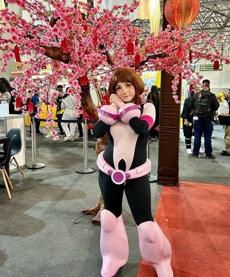 dejulhacosplay art model image