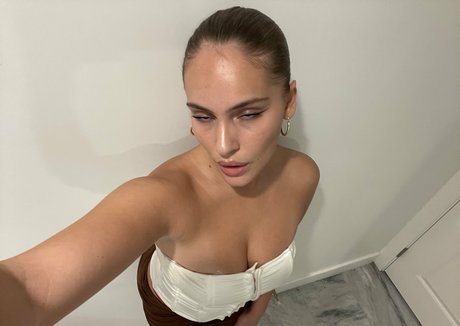 moms onlyfans hd image
