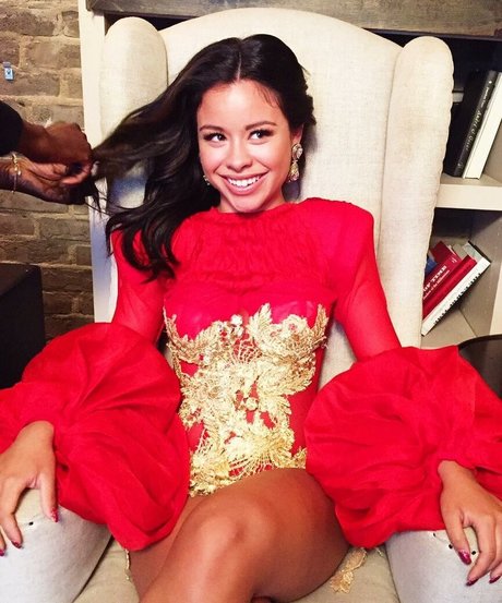 Cierra Ramirez model porn gallery