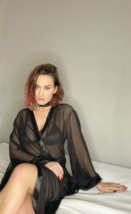 realhoneytunnelx top profile image