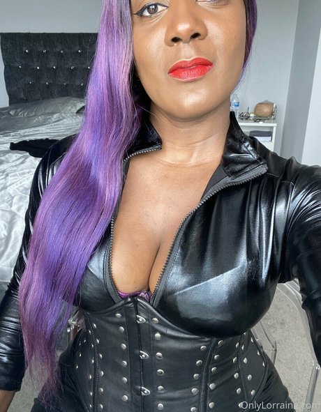 mslorraineldn sexy star images