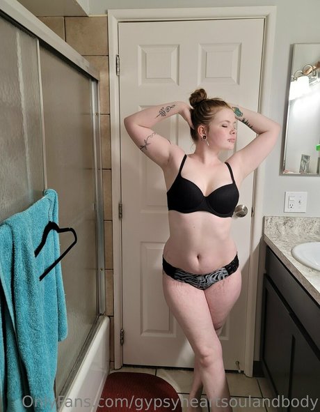 jadeedwardsfree hot actress image