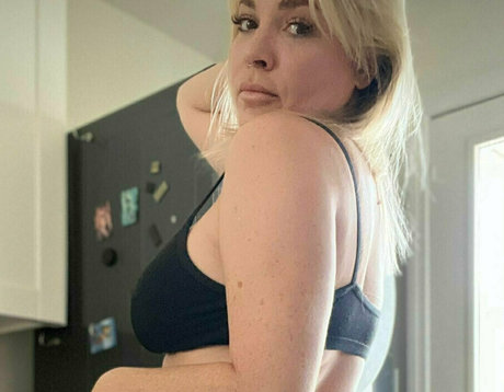 danadearmondfree nude pornstar picture