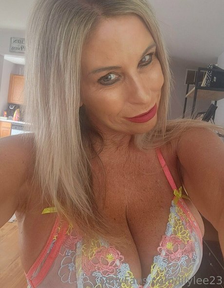 lilylee23 nudes actress picture