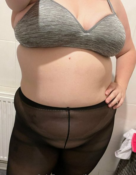 20 years old onlyfans porno image