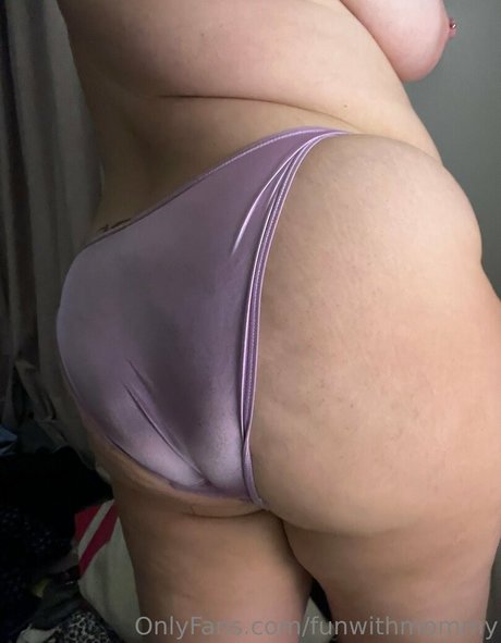 blonde yoga onlyfans free sexy picture