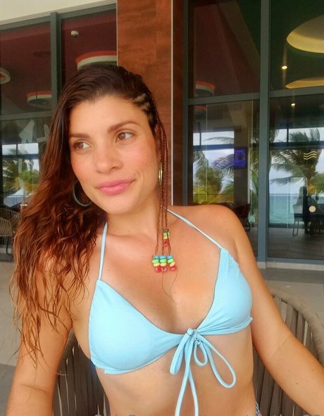 sweet latina28 art actress galleries