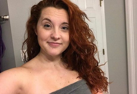Aureylian model perfect image