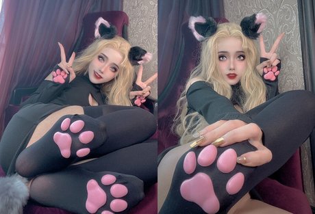 TiTi cosplay perfect model photos