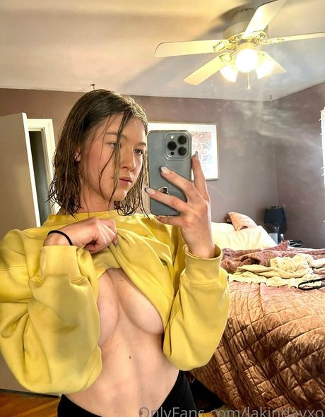 LakinDayXO sexy star pictures