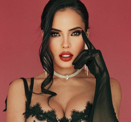asian star onlyfans naked image