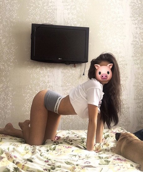 famous midget onlyfans hot naked image
