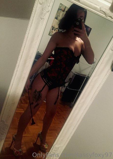 sassyfoxy97 pornstar art picture