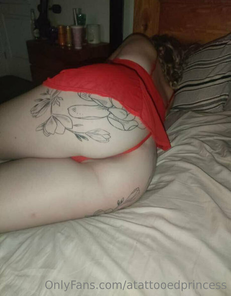 atattooedprincess model pretty picture