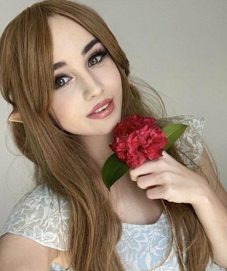 embertay model art pictures