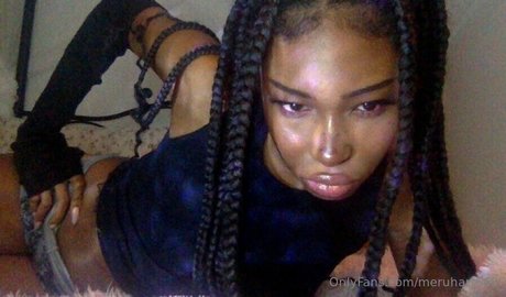 meruhart666 nude star pictures