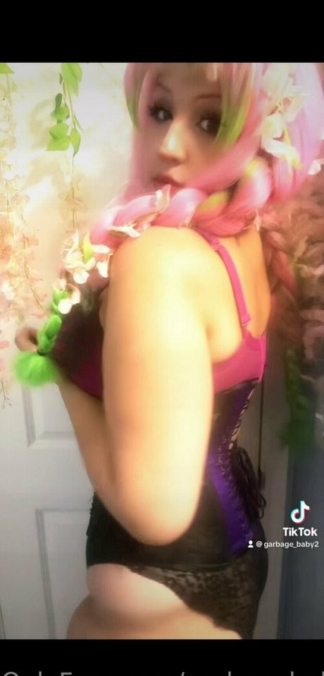 garbagebaby222 model erotic archive