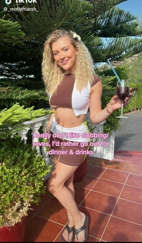 Molly Marsh erotic model photos