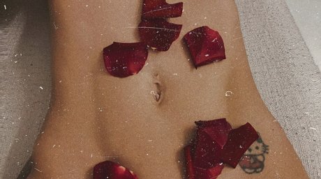 Aiza Dolmatova pornstar exclusive picture