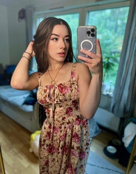Miss Mikkaa art pornstar gallery