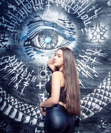 Miss Mikkaa pornstar beautiful gallery