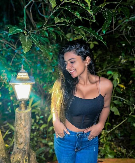 Suhana Khan perfect model images