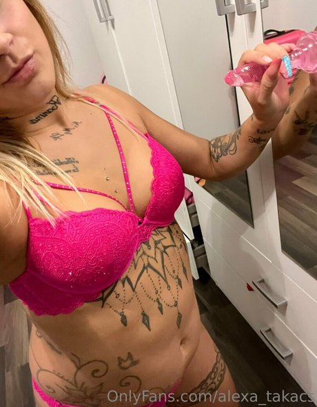 alexa takacs star perfect photos