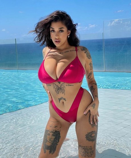 knees onlyfans beautiful naked img