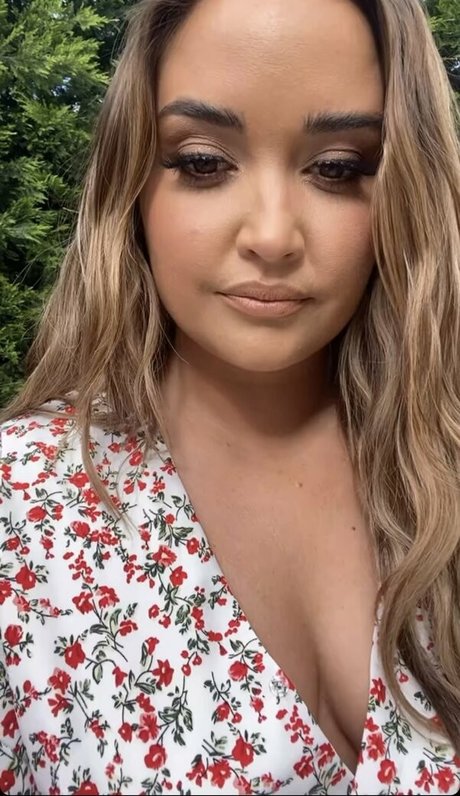 Jacqueline Jossa star perfect archive