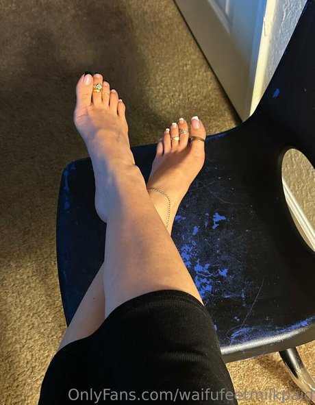 waifufeetmilkpaid pornstar erotic img