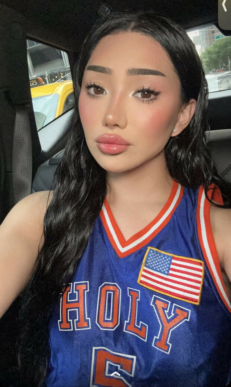 Nikita Dragun high quality model gallery