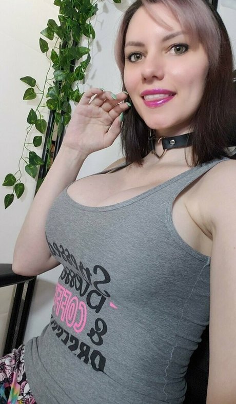 black hair onlyfans nude pic