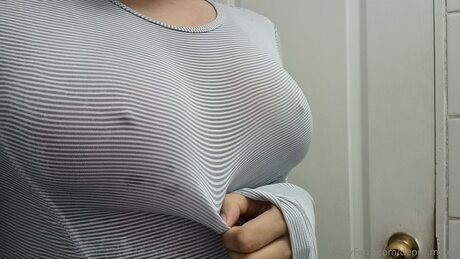 Mel n Video Calls Available star perfect image