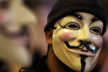 MASKED SLINGER model xxx pic