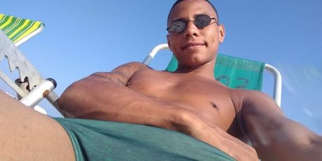 Dereck lisboa nude star gallery
