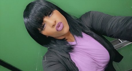 Dexaray Porter star hot pic