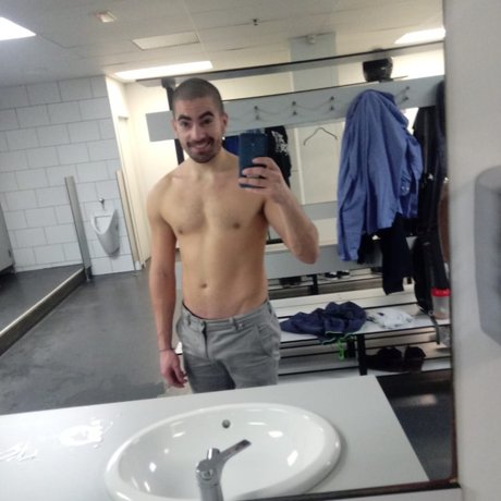 Rafa Serker model nude pictures