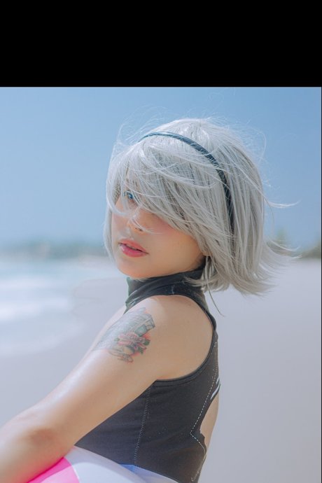 Yoru Himitsu star adult gallery