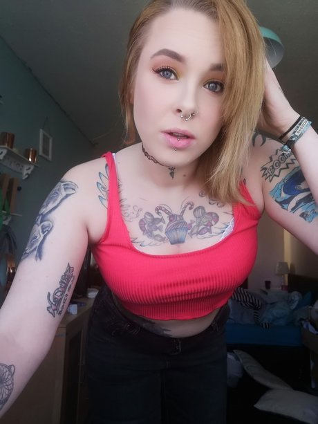 Ruby Fire naked pornstar galleries