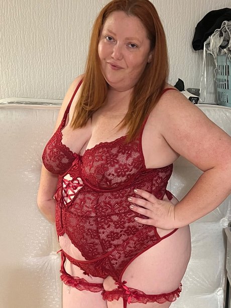Ruby Amour model art picture