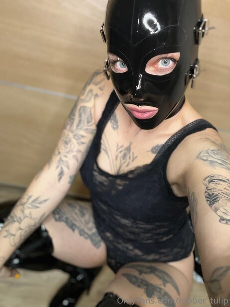 rubber tulip perfect pornstar pic