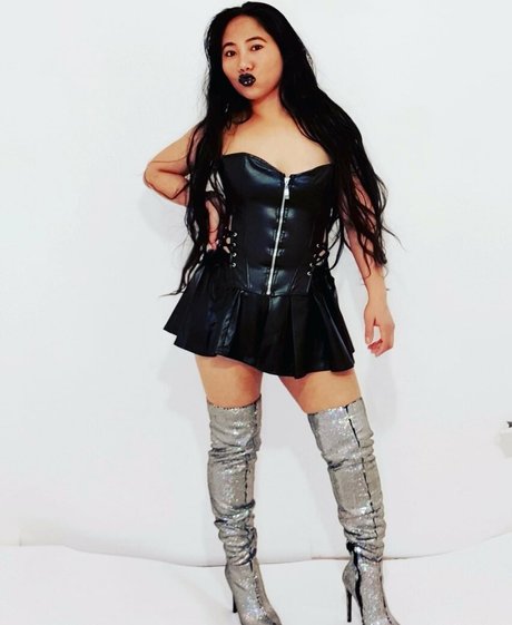 msspinay pretty pornstar galleries