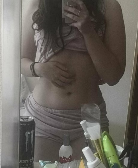 onfiretamii porn model photo