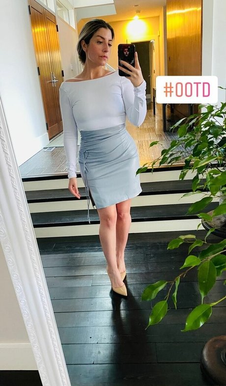 Rebecca Ford nude actress gallery