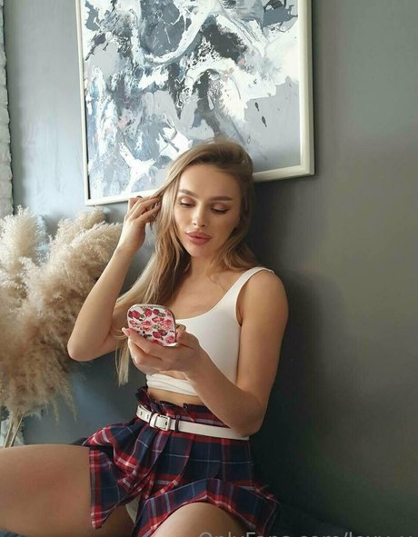 lexy y exclusive star picture